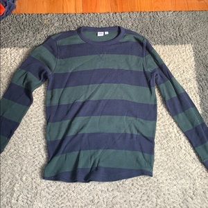 Long sleeve gap shirt